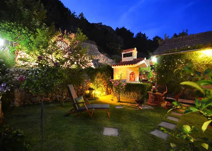 Artsy Appartement Klis